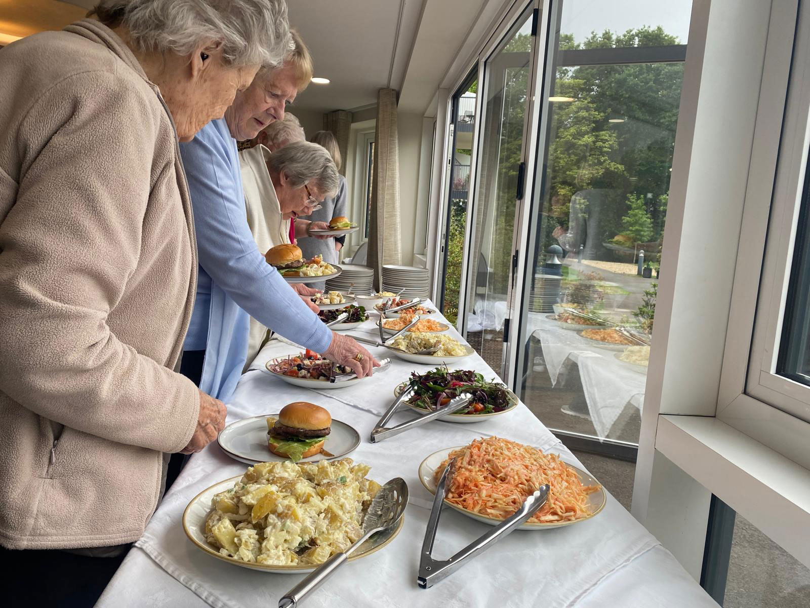 Bank Holiday BBQ at Southern Oaks Nonsuch
